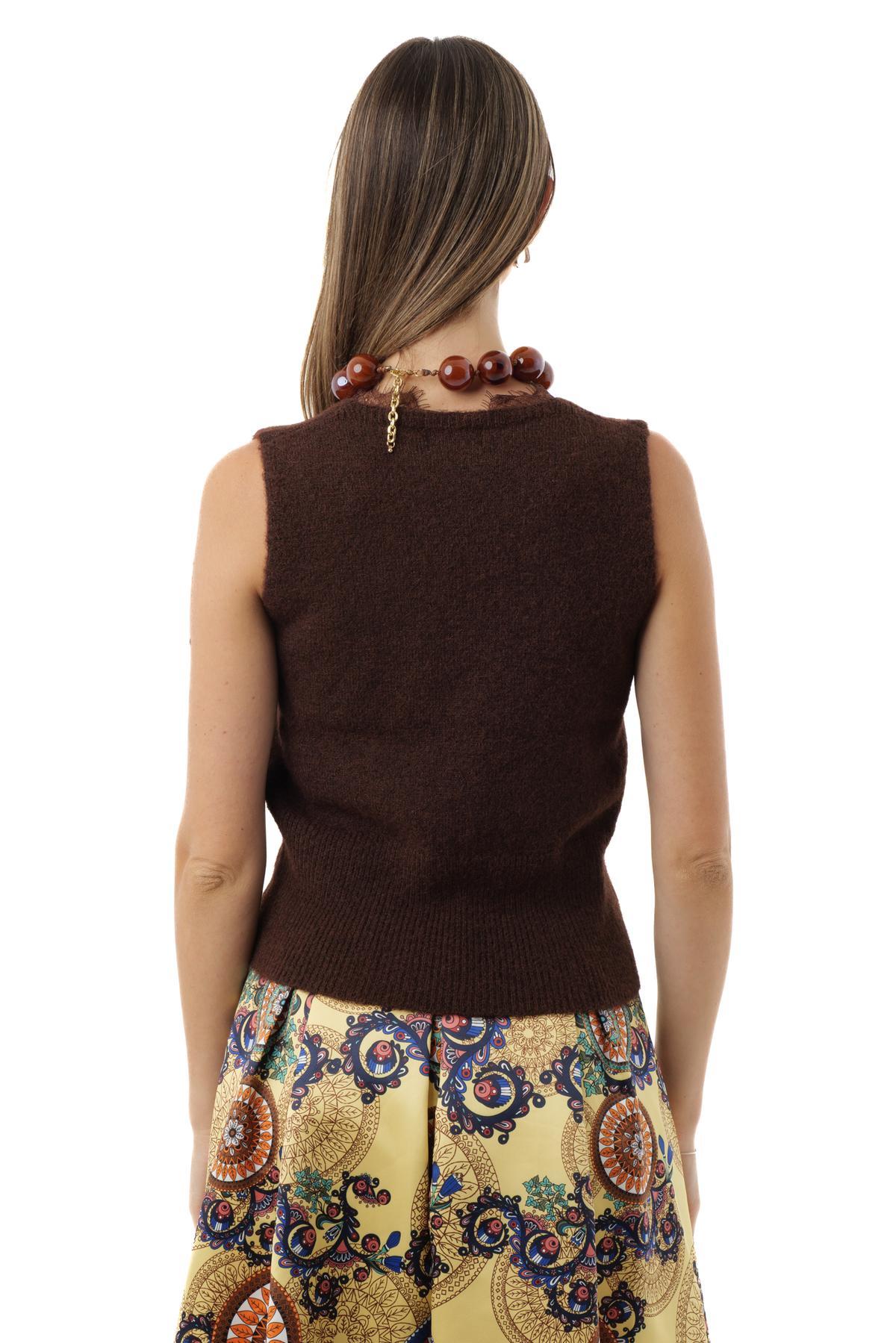 77182_63_3|38cdcabc3cde50df3b7da74a34fd3863