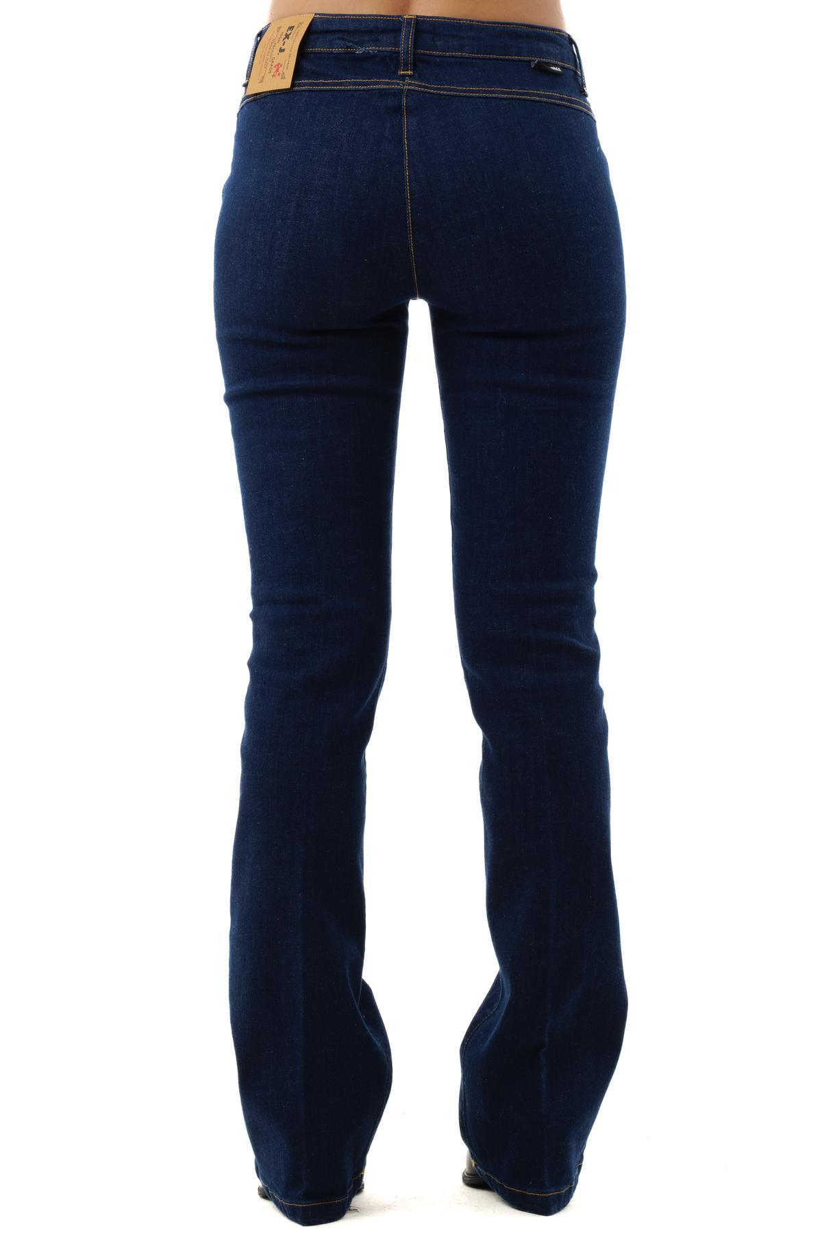 99209_71_3|6b0b72b46597b2a845f86e31245fd98a