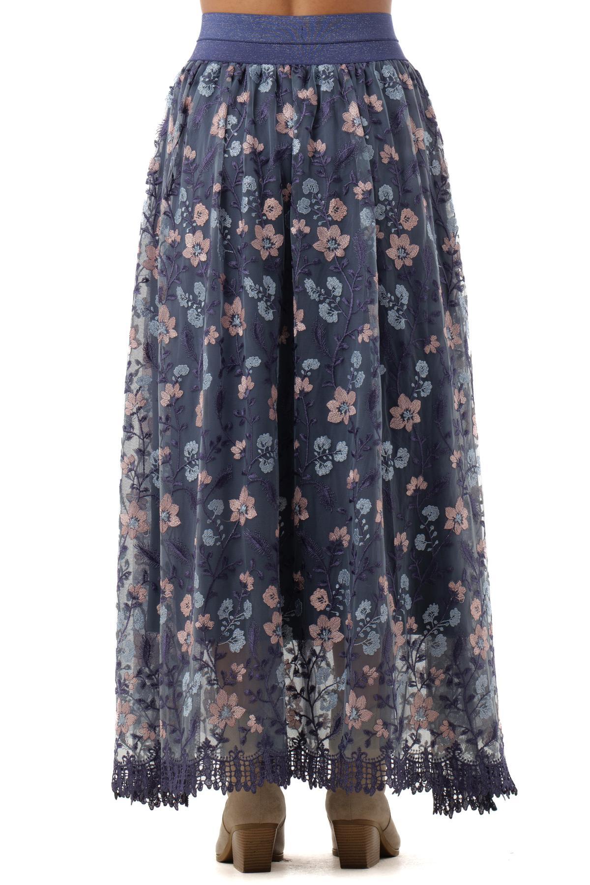 BJ8393_16_3|e529ec915717bbeaef43b459b89c713a