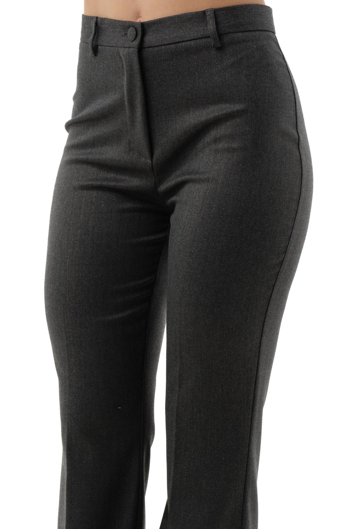 BY20498R208_15_6|46132a4e862b73f83739f1e39802b771