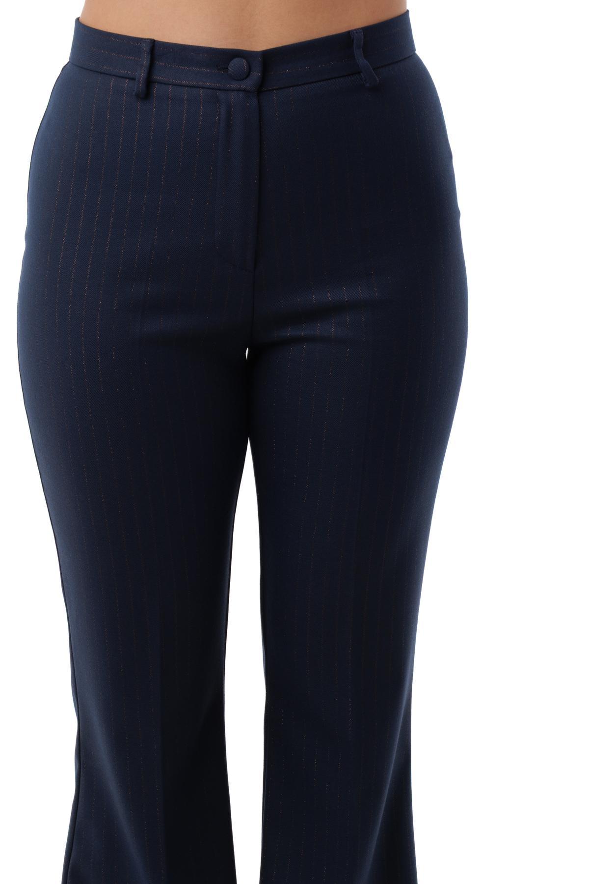 BY20498R208_16_5|12bab762ca69f557004d846f5731553f