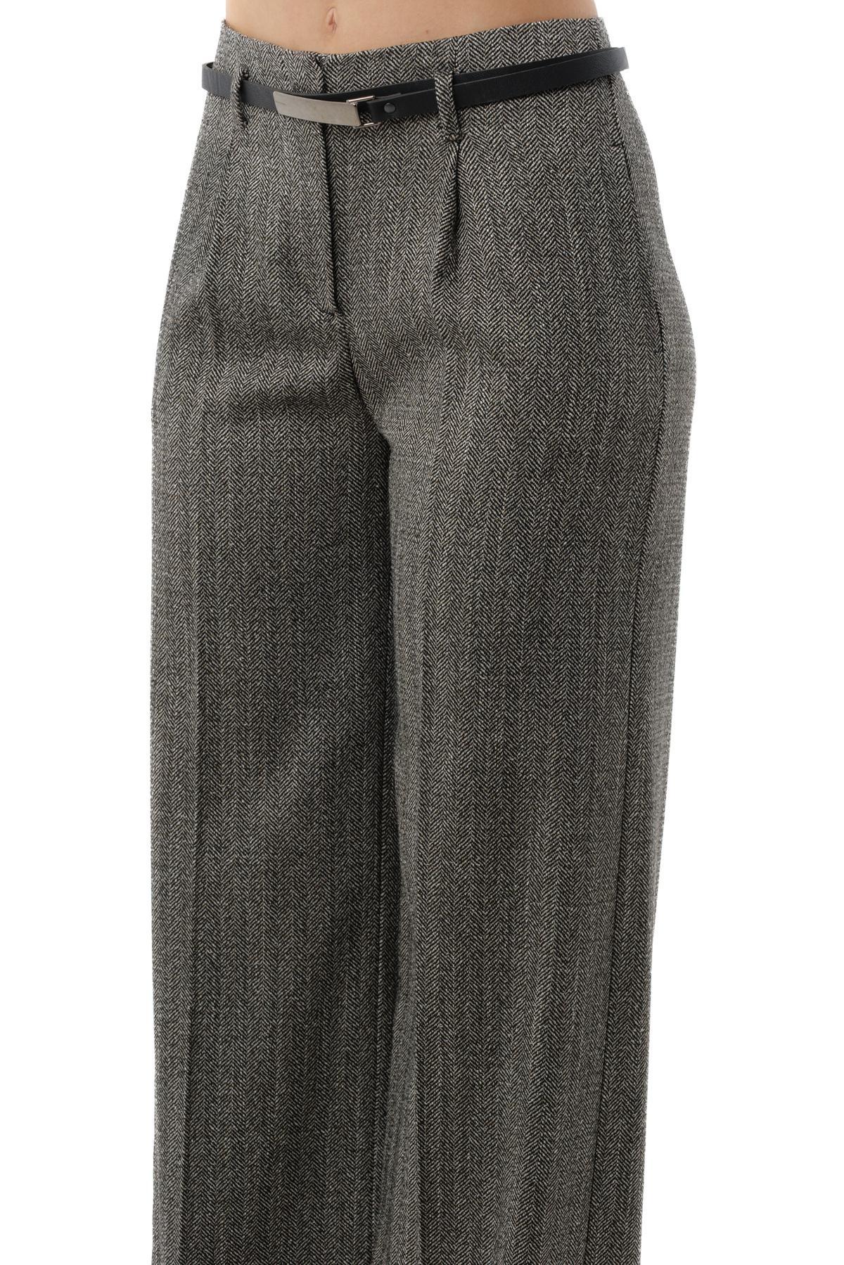 BY21692U452_2_5|6098c0de696f87534d711262ab468d06