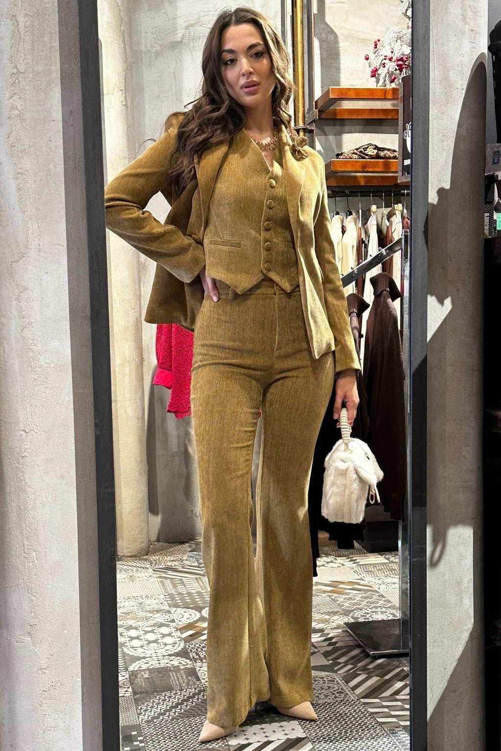 BY31090U533_327_3|6d6e8b35c701cff20f6b95b9a37e7c7a