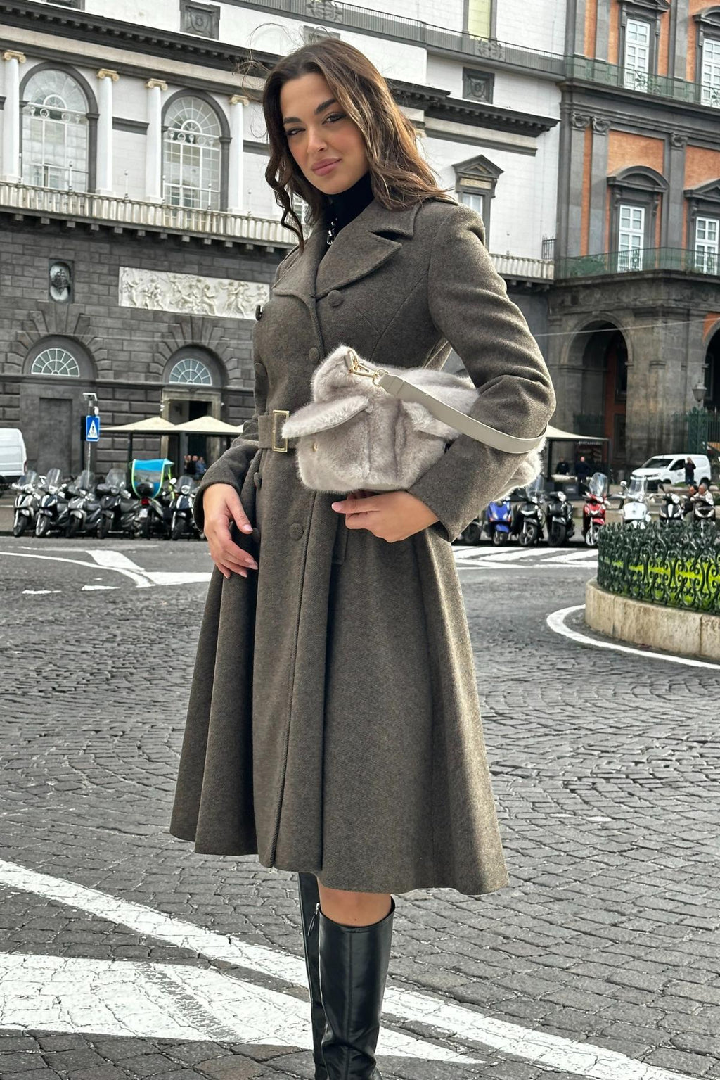 BY70215T254_4_3|1ad58f70f284407b697f9ffe6072603b