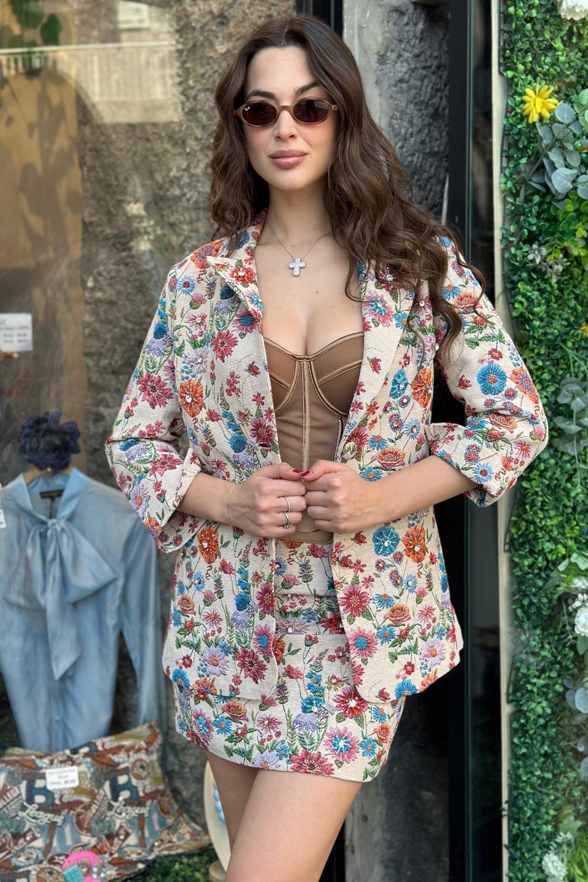 SH26008_6_3|22ca572da43d77610e689c1f1b352dfb